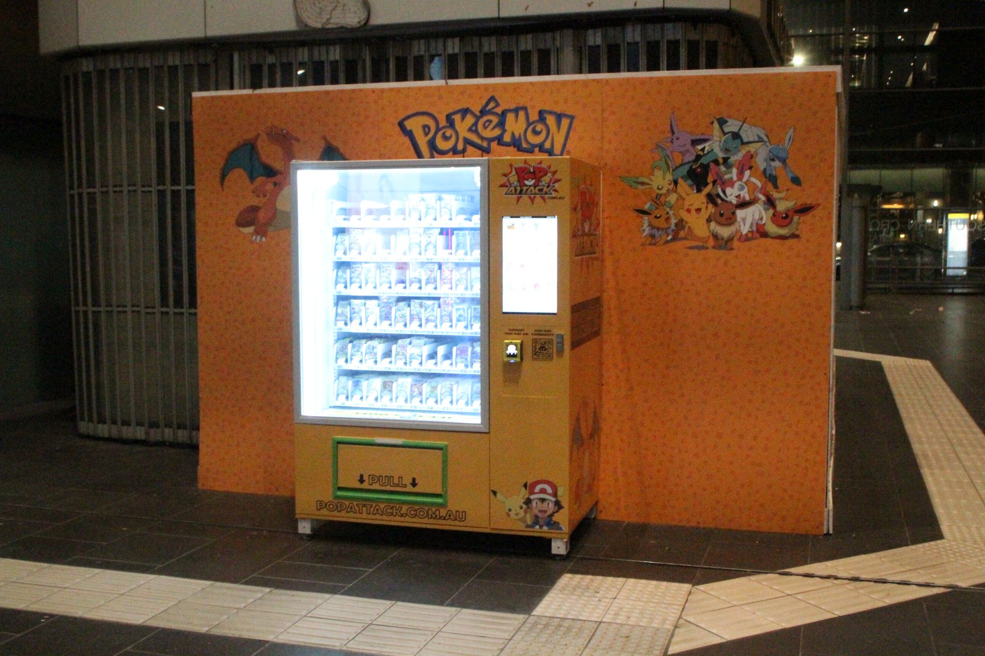 Violence in the Safari Zone!